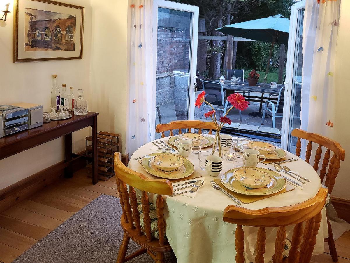 Weaver's House Bed & Breakfast *